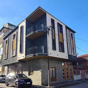Πανδοχείο Velar Boutique, Κορυτσά
